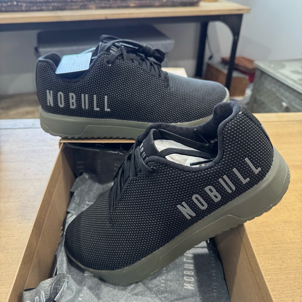 NOBULL BLK Athletic Shoes Mens 8/Womens 9.5